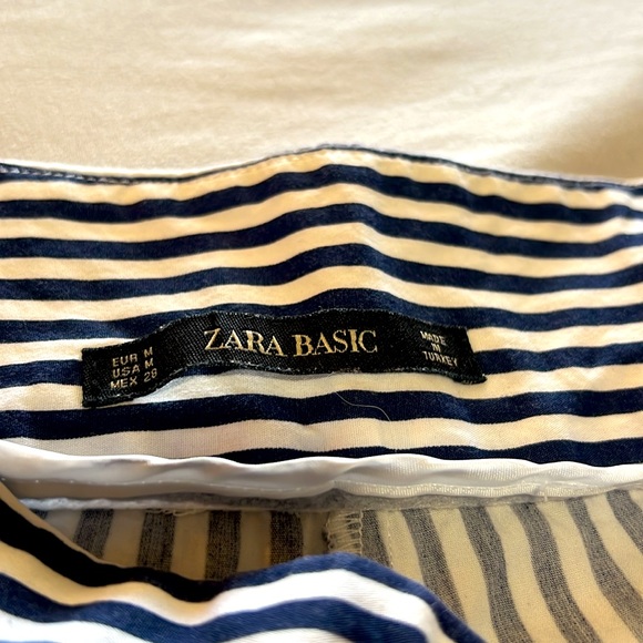 Versatile Zara Basics culottes in navy and white vertical stripes. - Picture 2 of 6